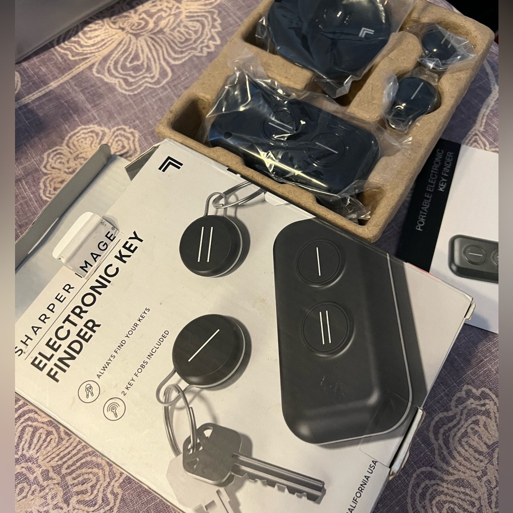 Sharper Image Key Finder Set - Black